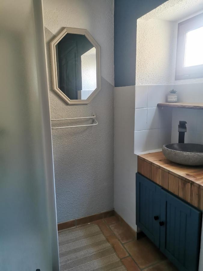 Au Petit Faubourg Διαμέρισμα Grignan Εξωτερικό φωτογραφία